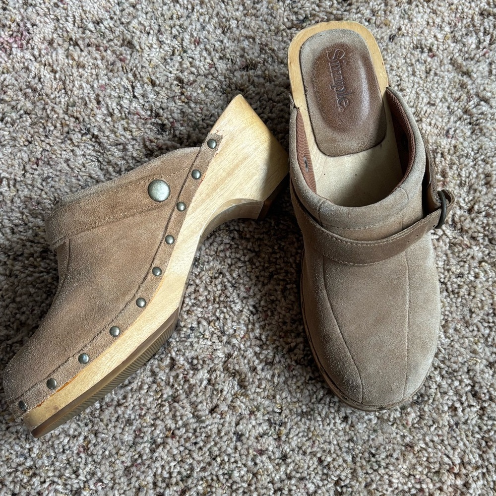 Simple Brown Suede Women's Wood Clogs